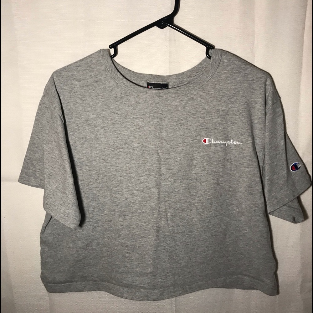 #Champion crop top shirt
